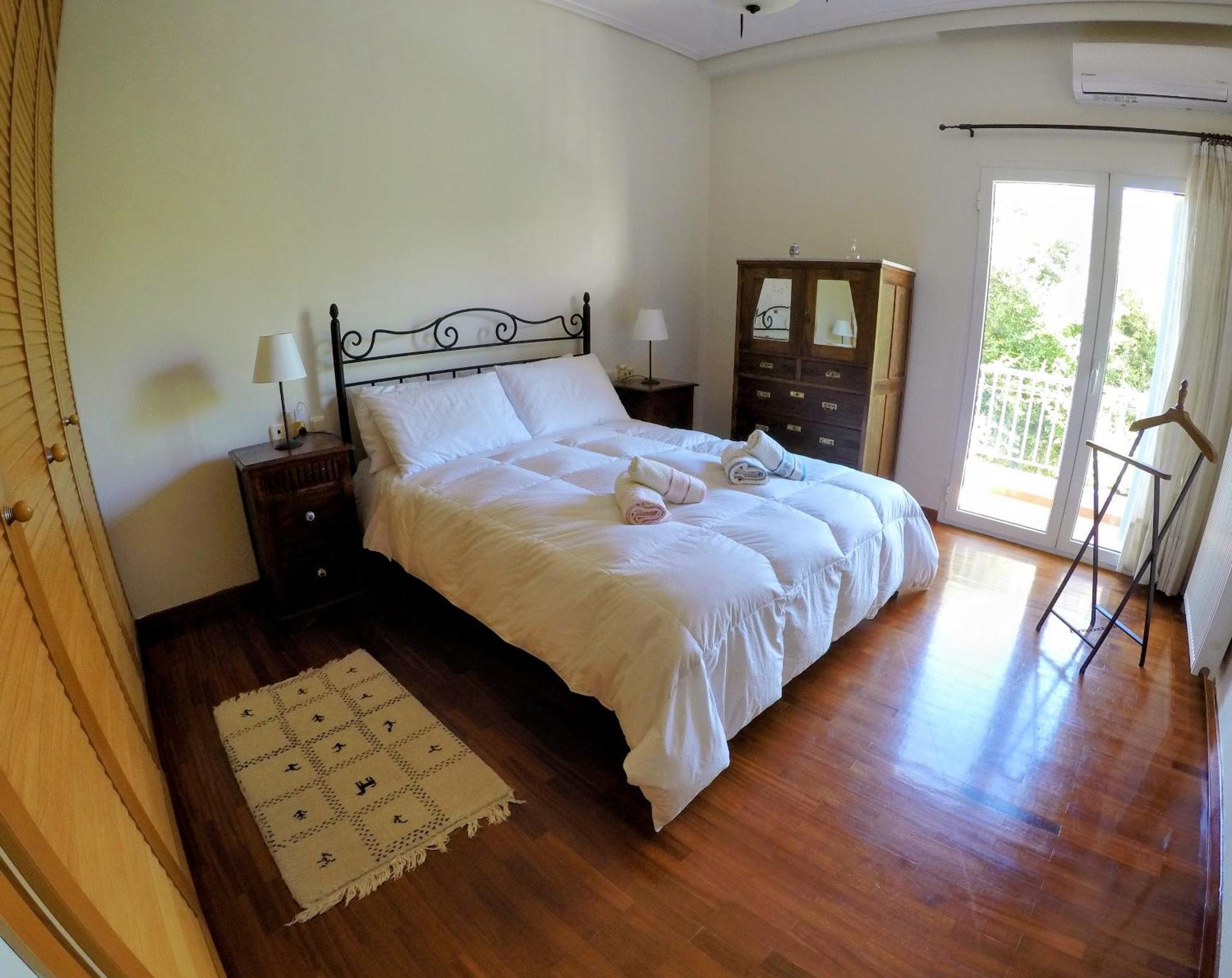 Appartamento Σπίτι Στο Ρίο Πατρών Με Κήπο - Detached House In Rio With Garden Esterno foto